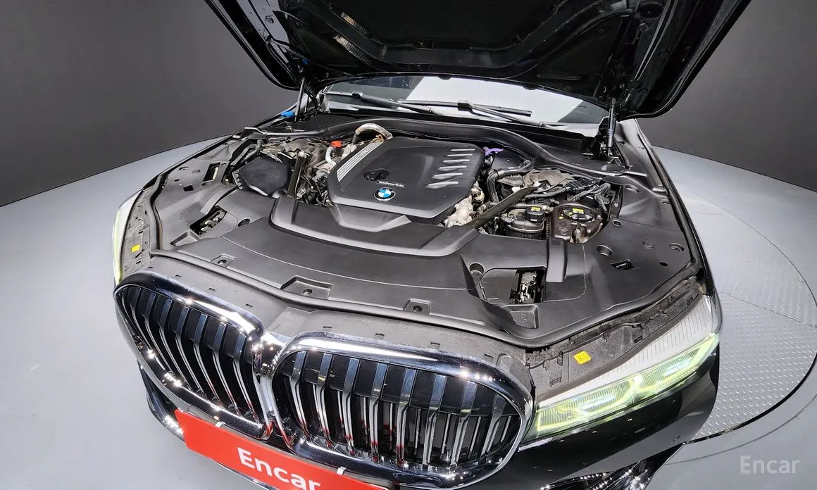 Фото 6 - BMW 7 Series