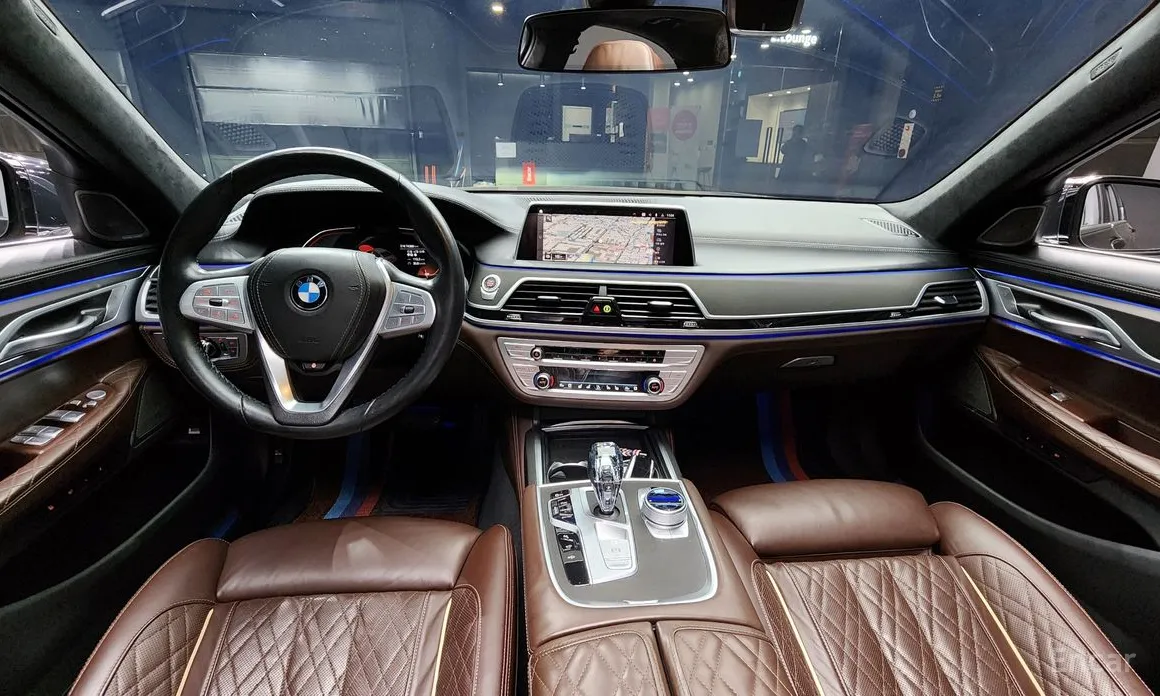 Фото 7 - BMW 7 Series