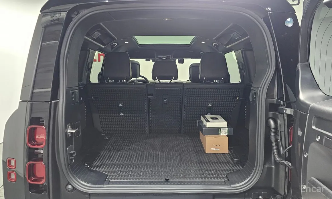 Фото 20 - Land Rover Defender