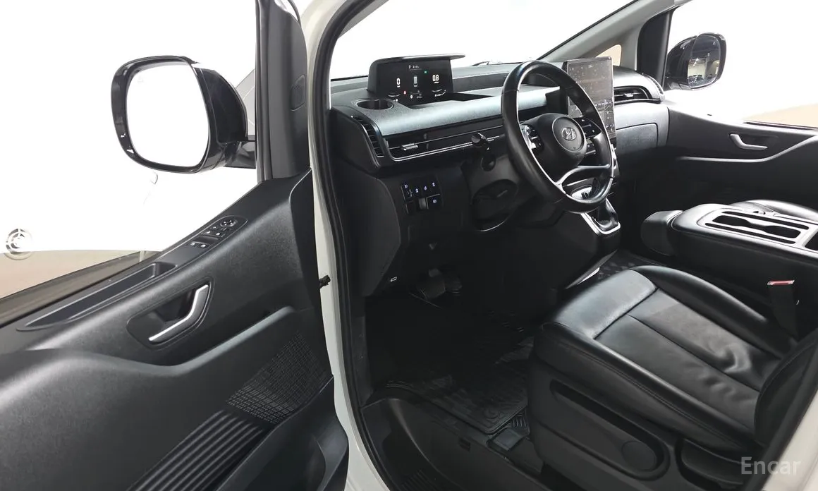 Фото 10 - Hyundai Staria