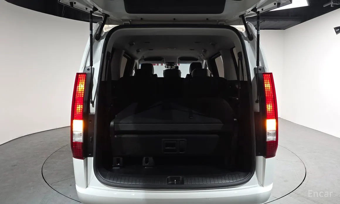 Фото 20 - Hyundai Staria