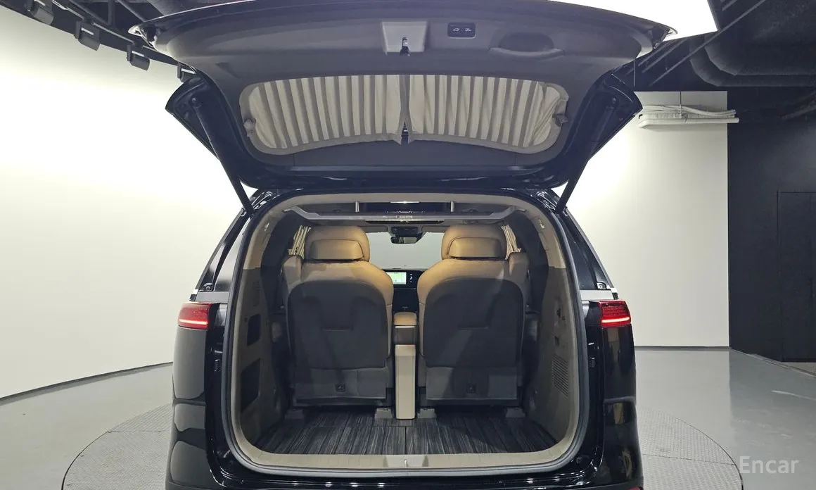 Фото 20 - Kia Carnival