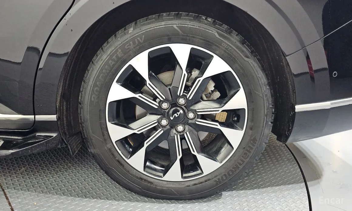 Фото 5 - Kia Carnival