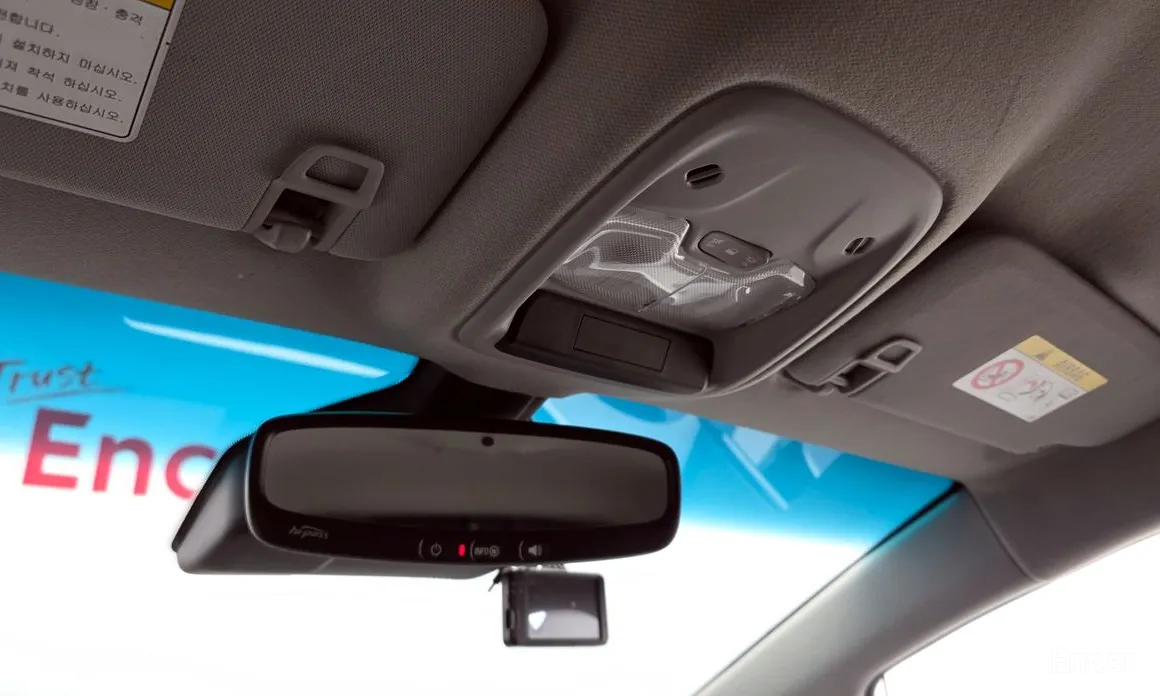 Photo 17 - Chevrolet Bolt EV