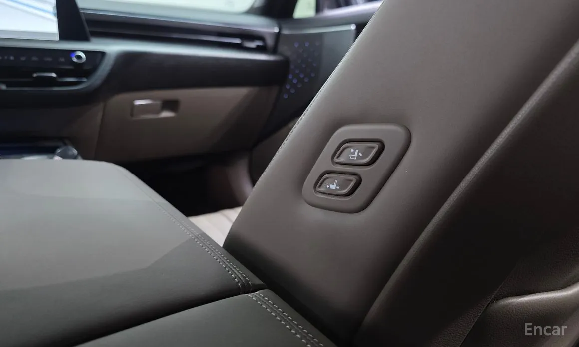 Фото 17 - Kia K8