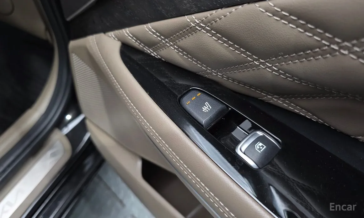 Фото 19 - Kia K8