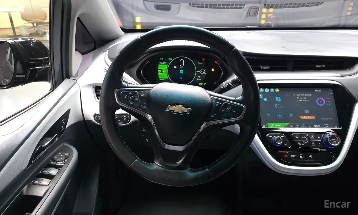 Фото 13 - Chevrolet Bolt EV