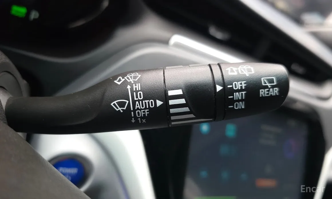 Фото 17 - Chevrolet Bolt EV