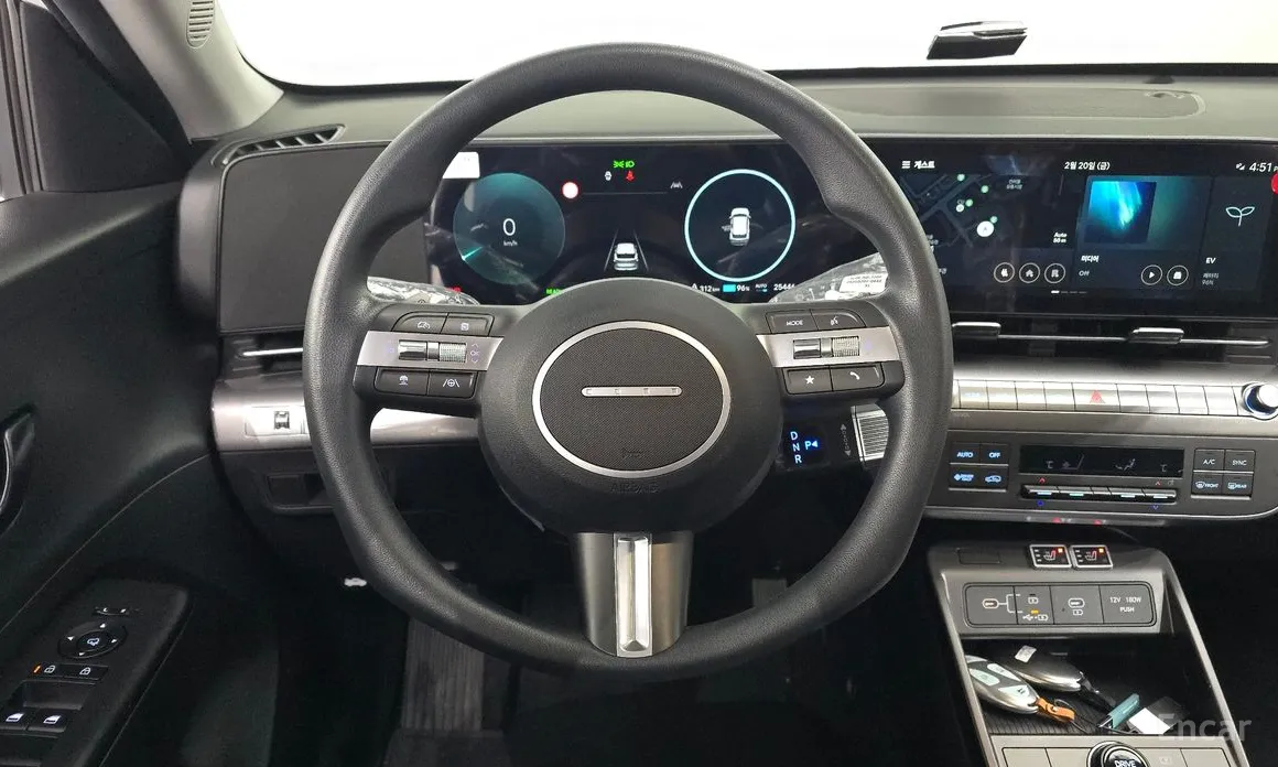 Фото 13 - Hyundai Kona