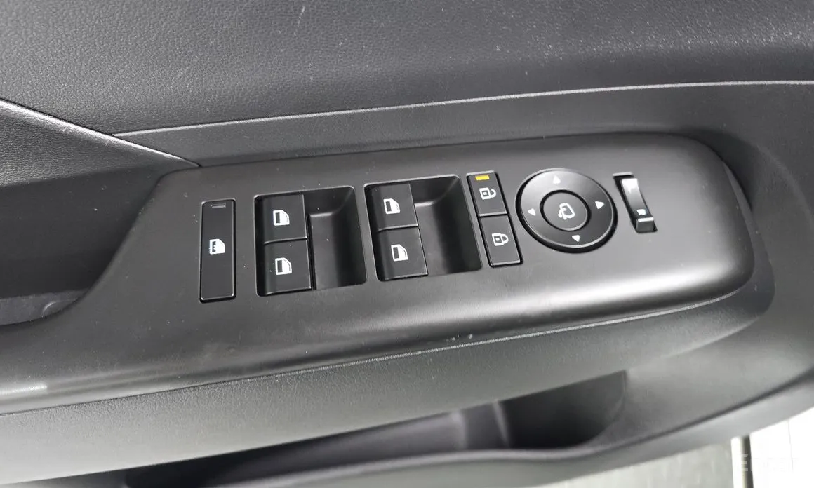 Фото 19 - Hyundai Kona