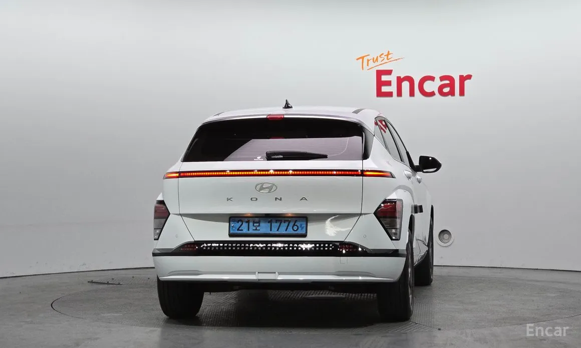 Фото 4 - Hyundai Kona