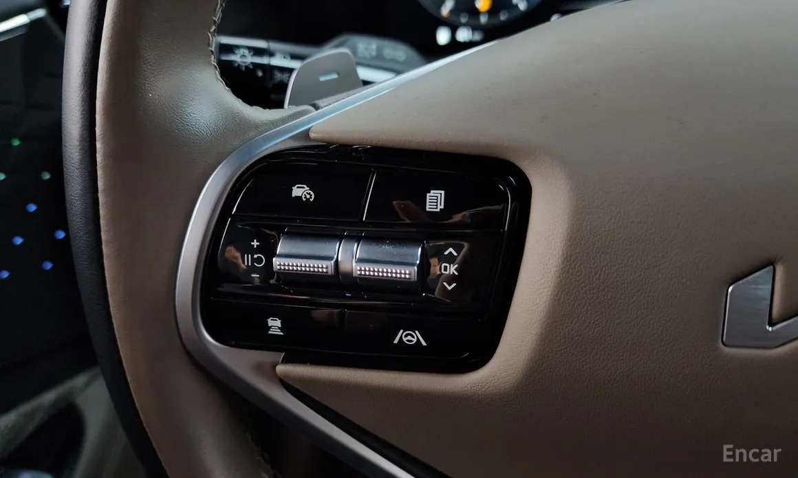 Фото 17 - Kia K8