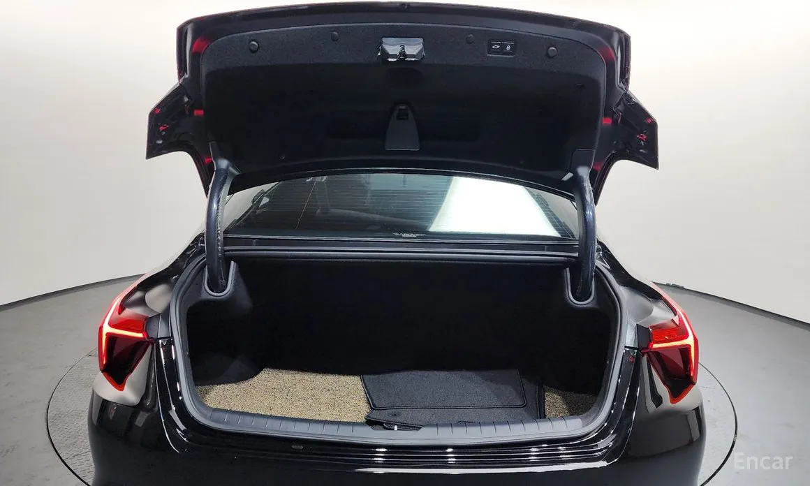 Фото 20 - Kia K8