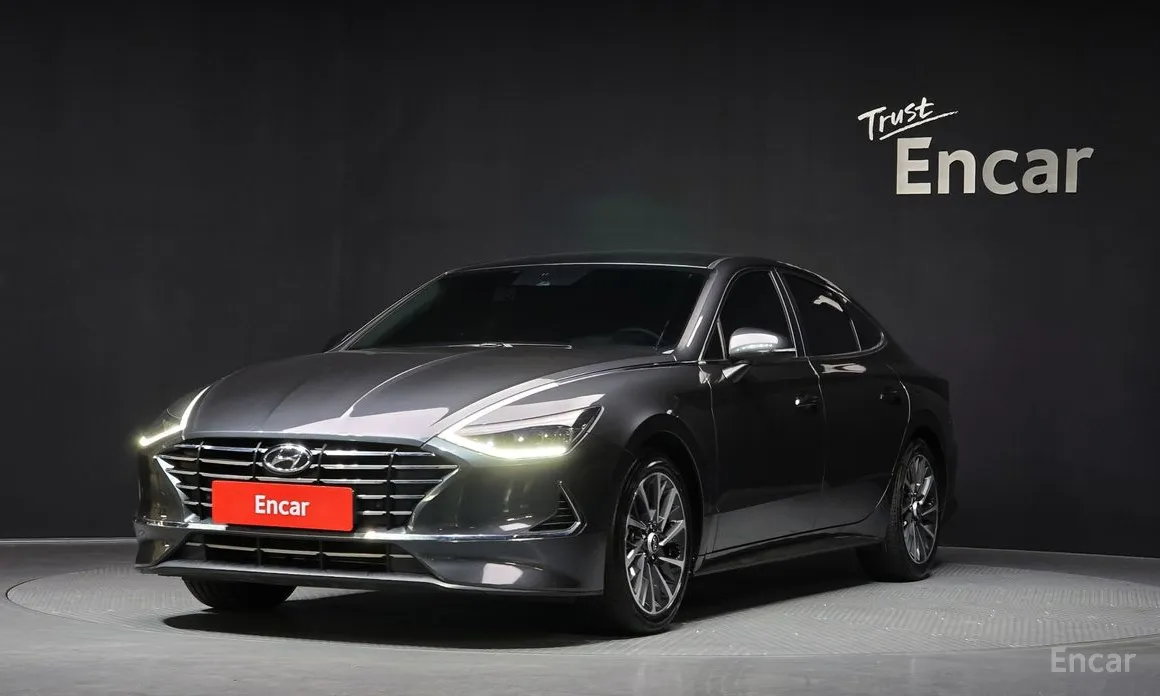 Фото 1 - Hyundai Sonata