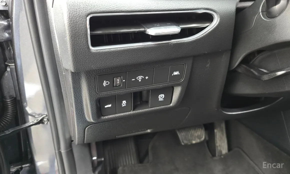 Фото 17 - Hyundai Sonata