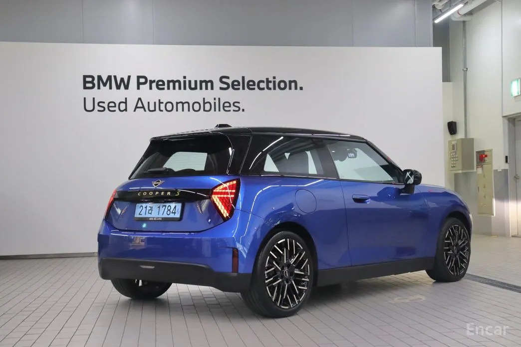 Фото 2 - Mini Cooper