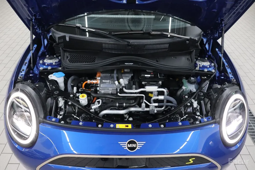 Фото 6 - Mini Cooper