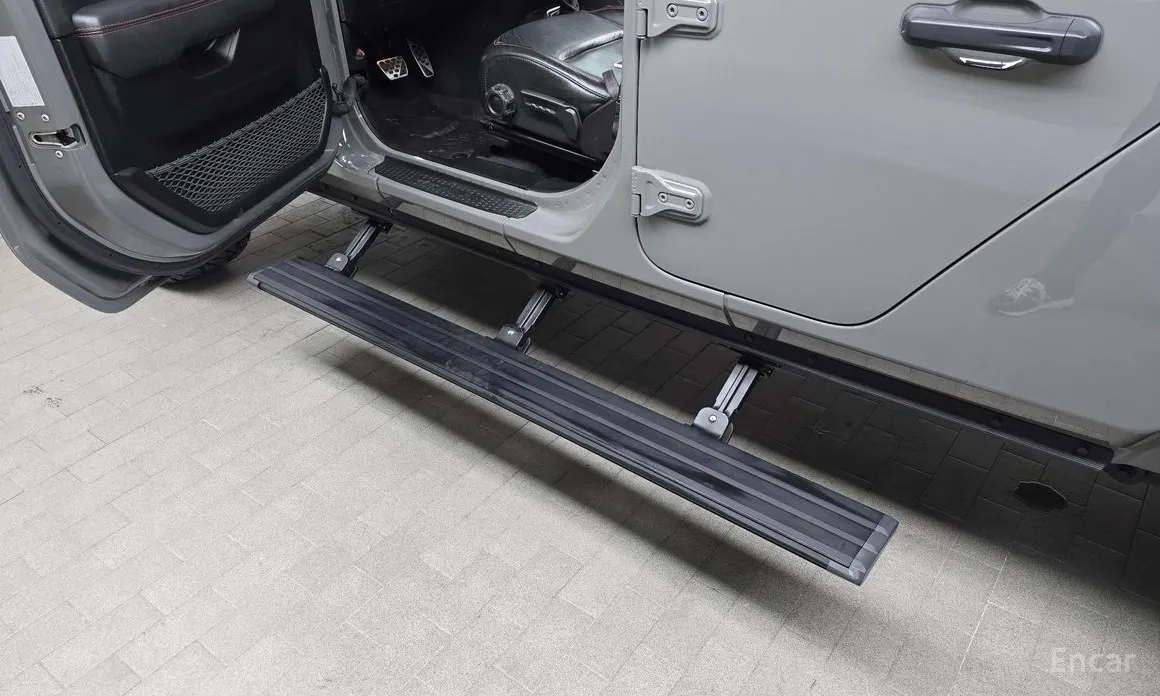 Фото 14 - Jeep Gladiator