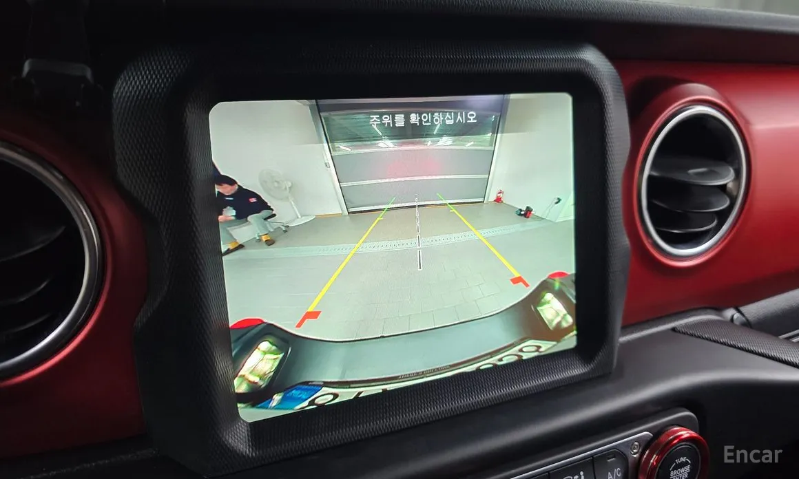 Фото 17 - Jeep Gladiator