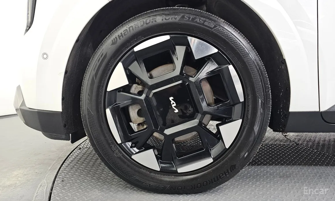 Фото 5 - Kia Carnival