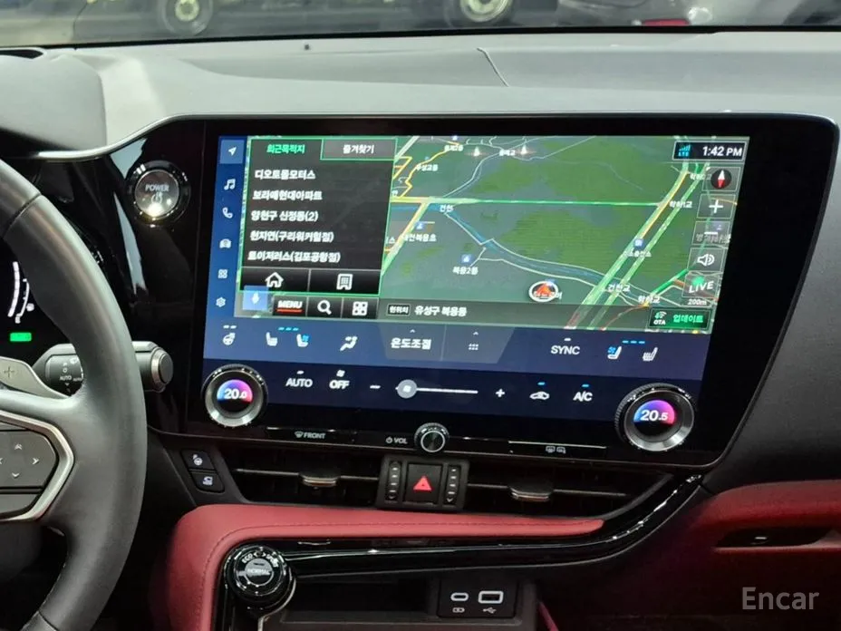 Фото 15 - Lexus NX