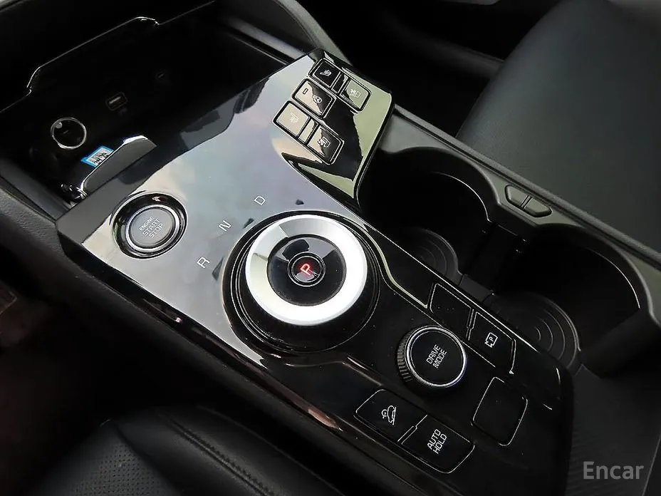 Фото 10 - Kia Sportage