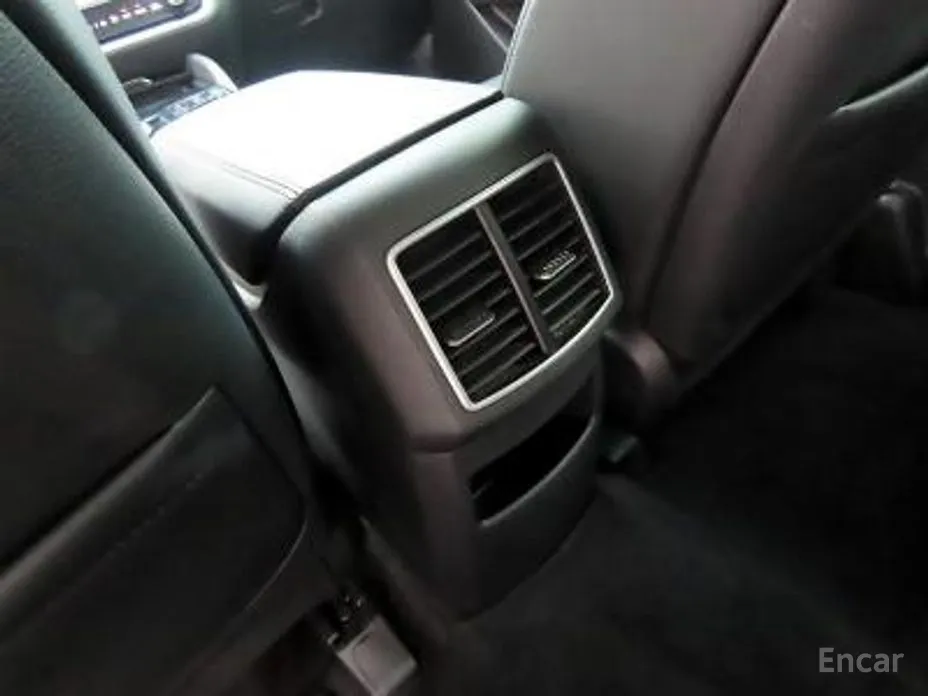 Фото 17 - Kia Sportage