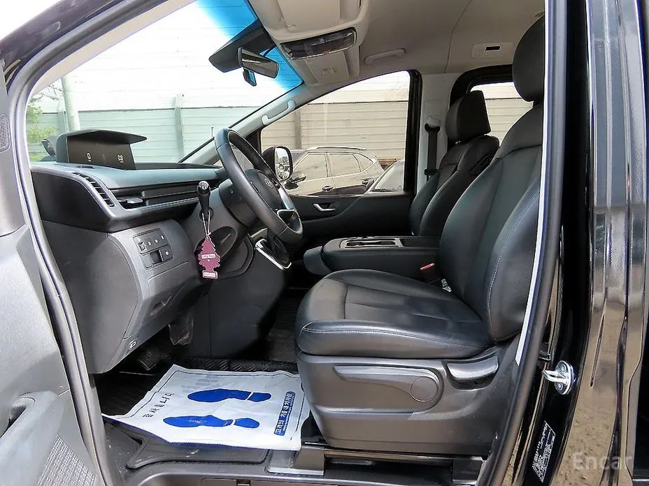 Фото 5 - Hyundai Staria