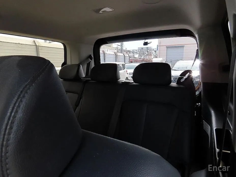 Фото 7 - Hyundai Staria