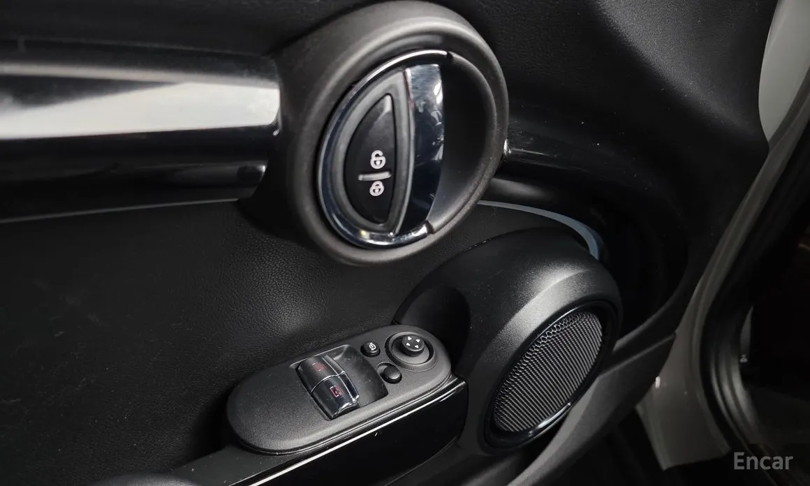 Фото 19 - Mini Cooper