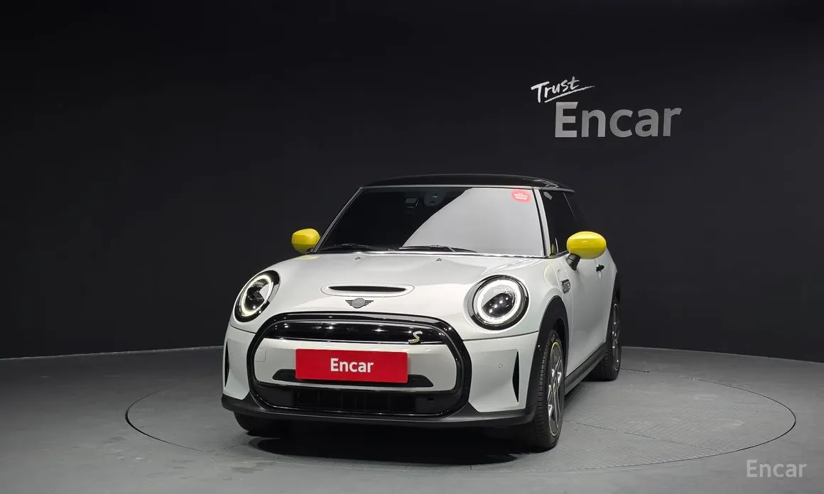 Фото 3 - Mini Cooper