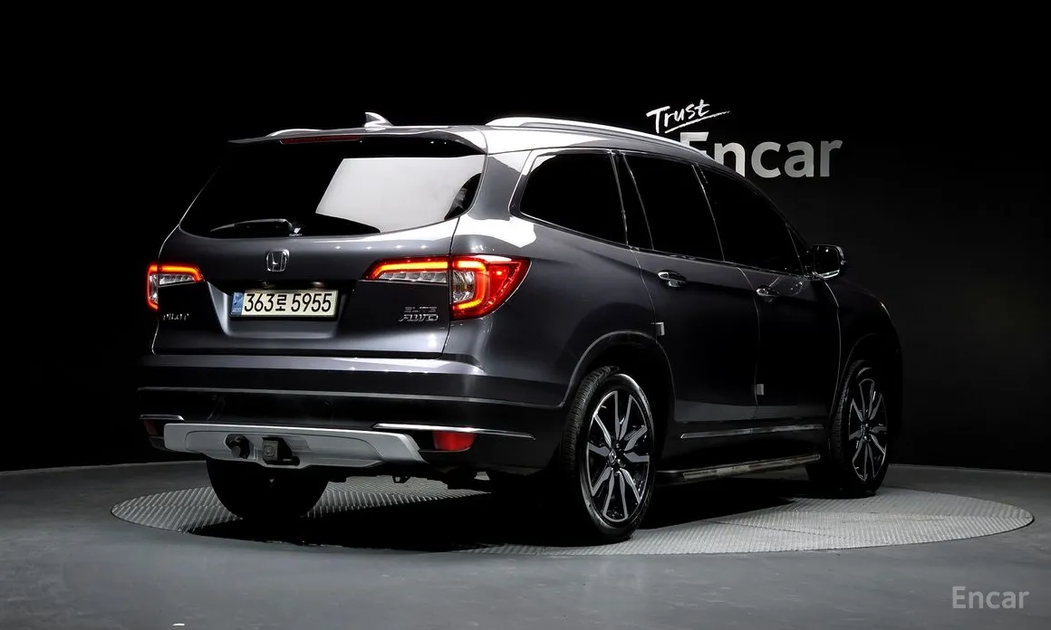 Фото 2 - Honda Pilot