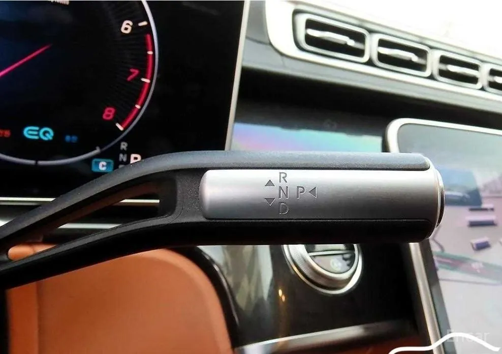 Фото 12 - Mercedes-Benz S-Class