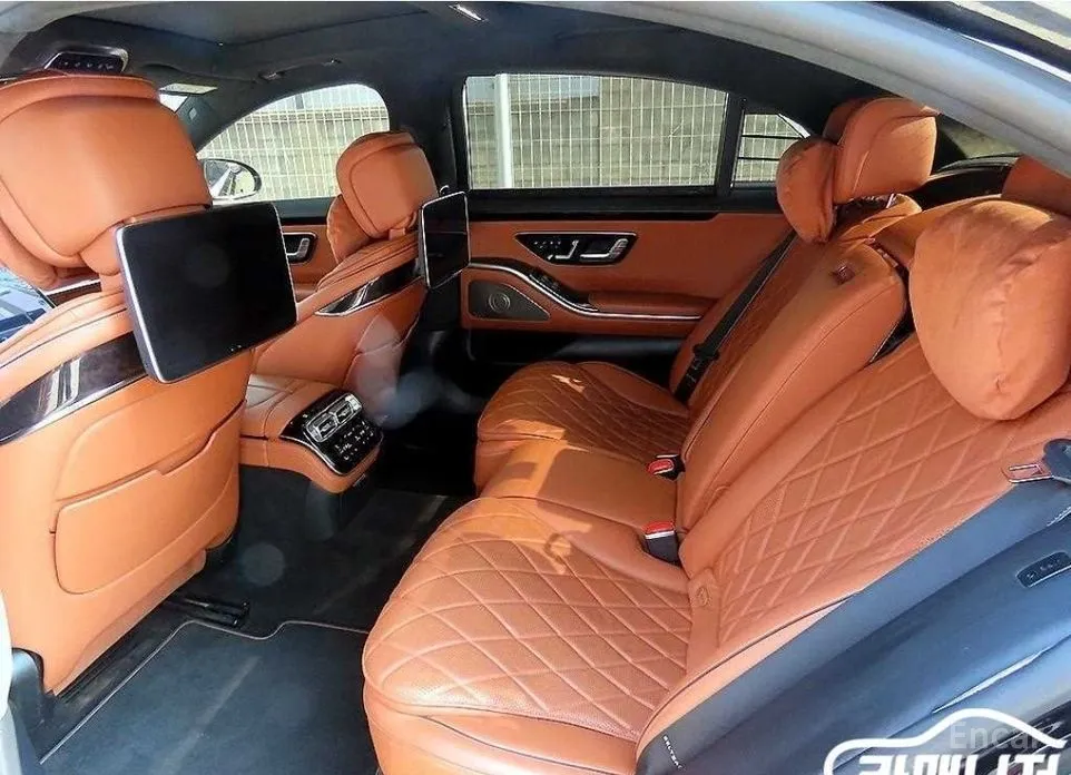 Фото 7 - Mercedes-Benz S-Class