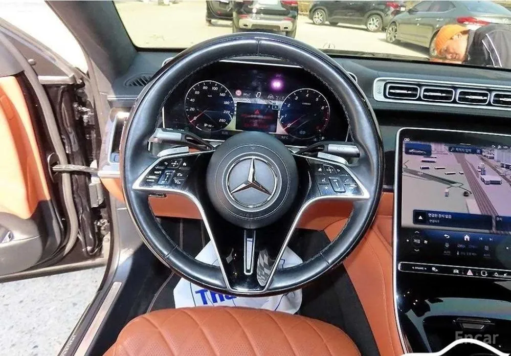 Фото 9 - Mercedes-Benz S-Class