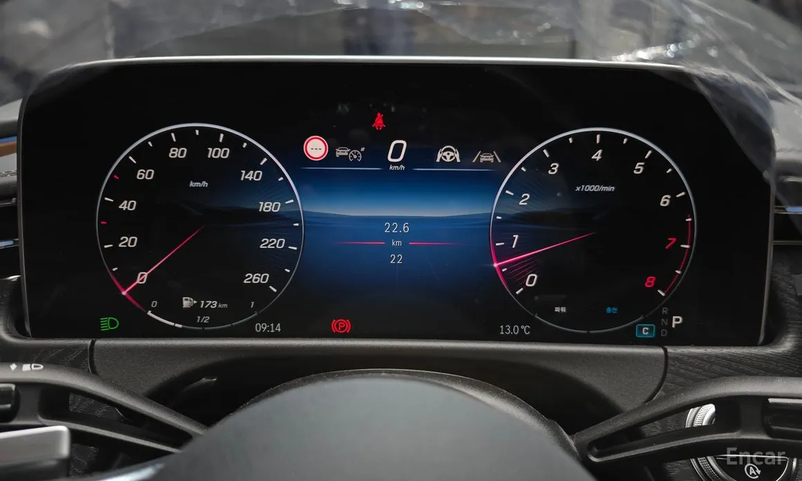 Фото 8 - Mercedes-Benz E-Class