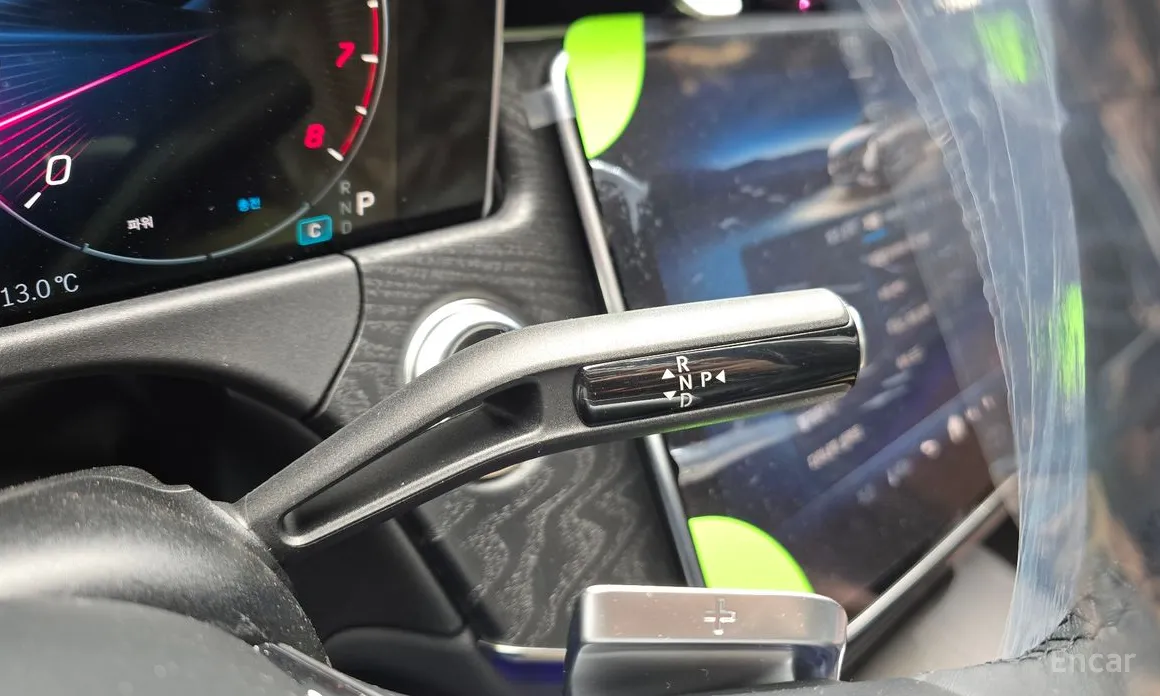 Фото 9 - Mercedes-Benz E-Class