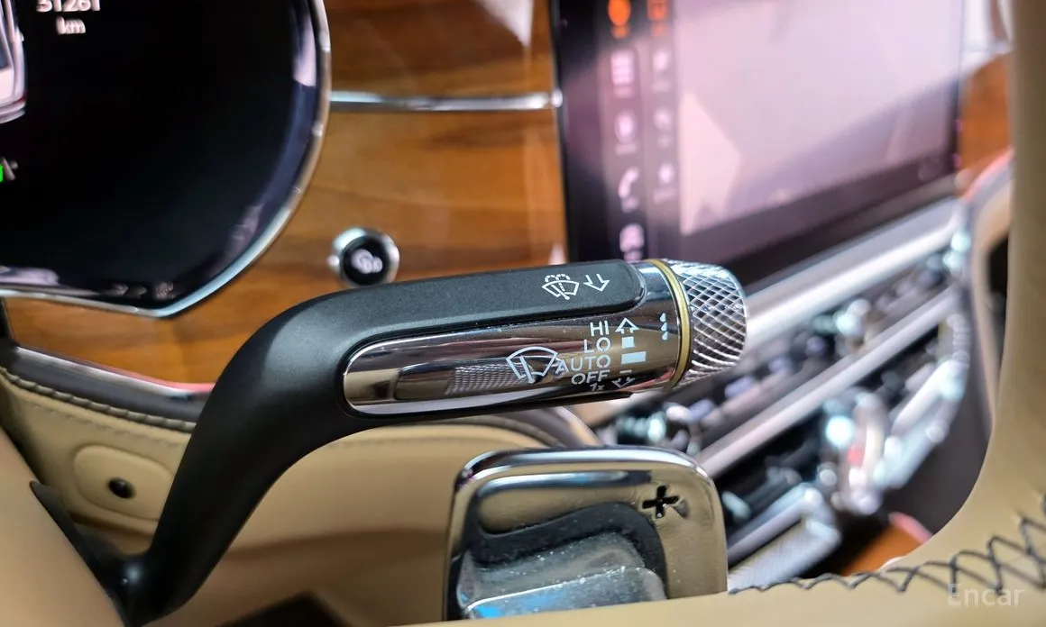 Фото 14 - Bentley Flying Spur