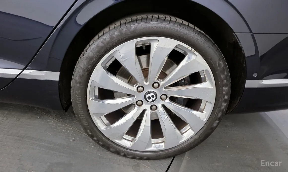 Фото 5 - Bentley Flying Spur