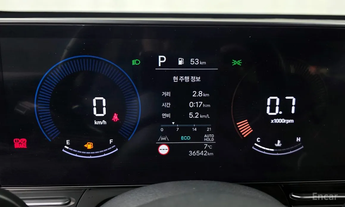 Фото 8 - Hyundai Kona