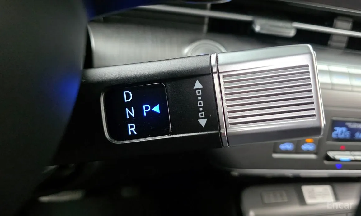 Фото 9 - Hyundai Kona