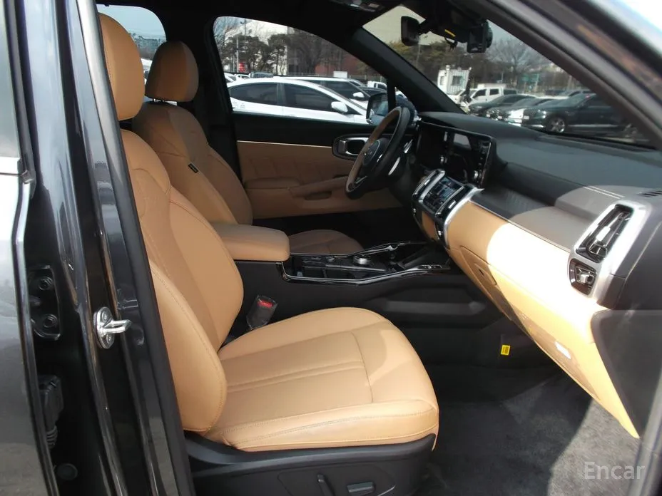 Photo 8 - Kia Sorento