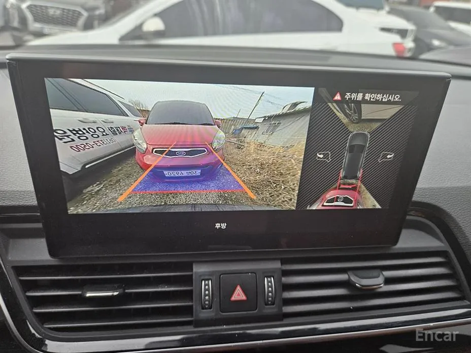 Фото 12 - Audi Q5