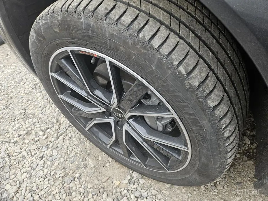 Фото 19 - Audi Q5