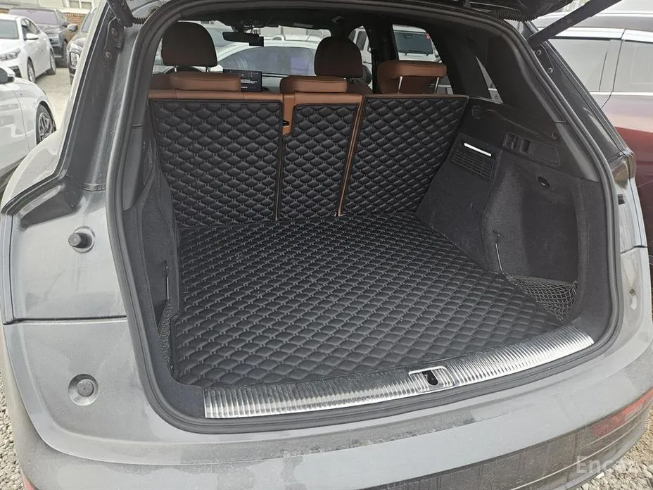 Фото 7 - Audi Q5