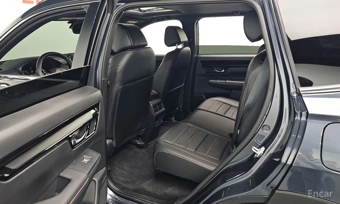 Фото 12 - Honda CR-V