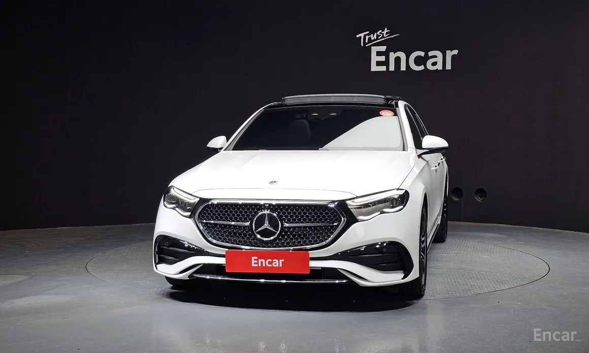 Фото 3 - Mercedes-Benz E-Class