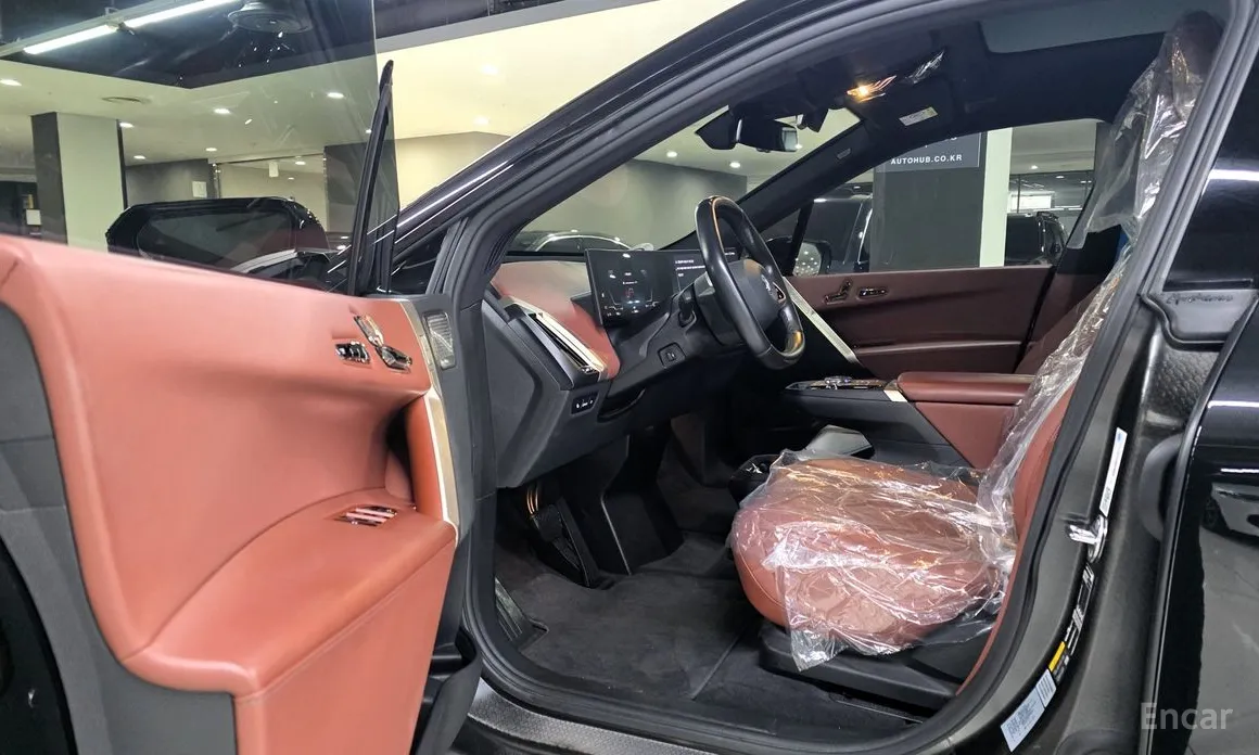 Фото 11 - BMW iX