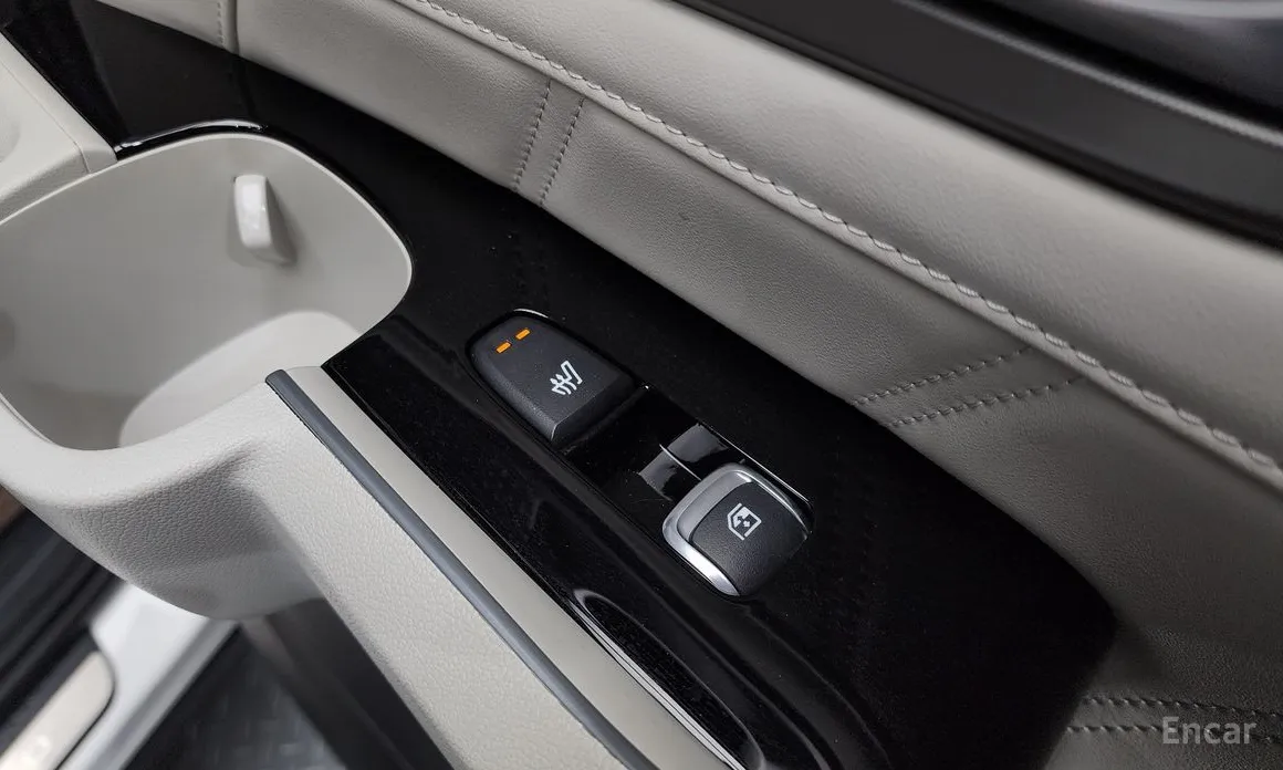 Фото 18 - Kia Sorento