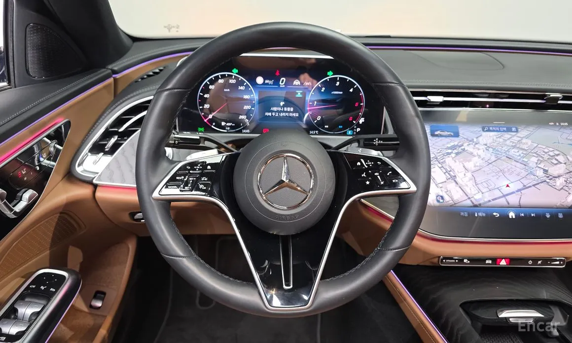 Фото 13 - Mercedes-Benz E-Class